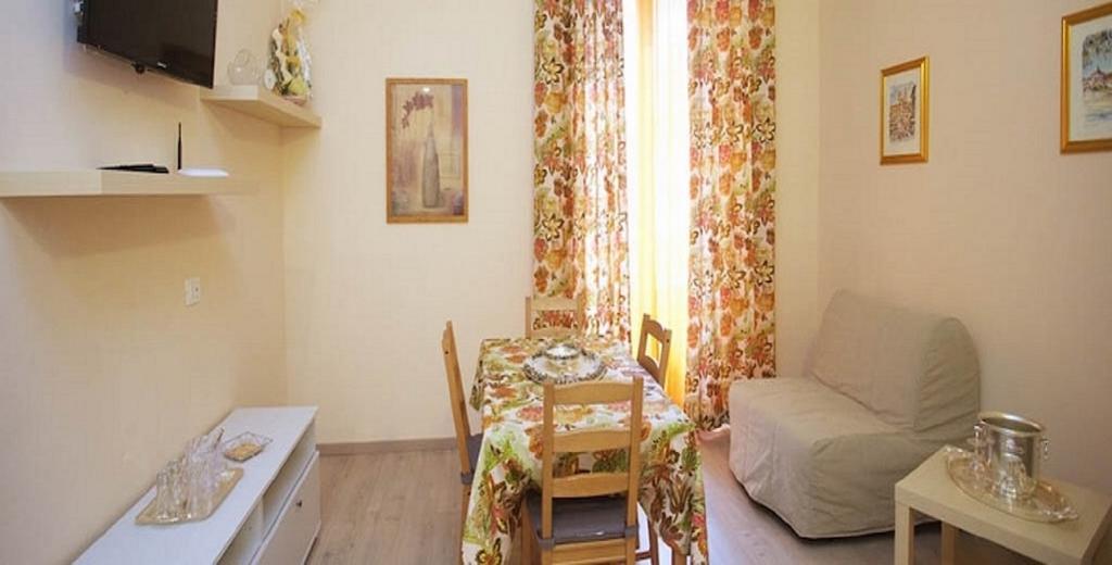 Cavour47 Сasa de vacaciones Roma